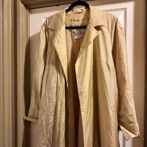 EUC Rare Vintage Count Romi Silk Trench Coat
